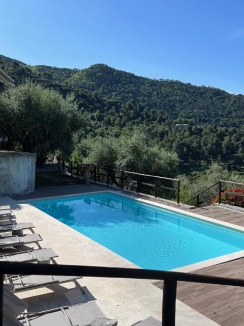 Agriturismo Osteria Du Barba Pe' - Casa Cassini 보르디게라 외부 사진